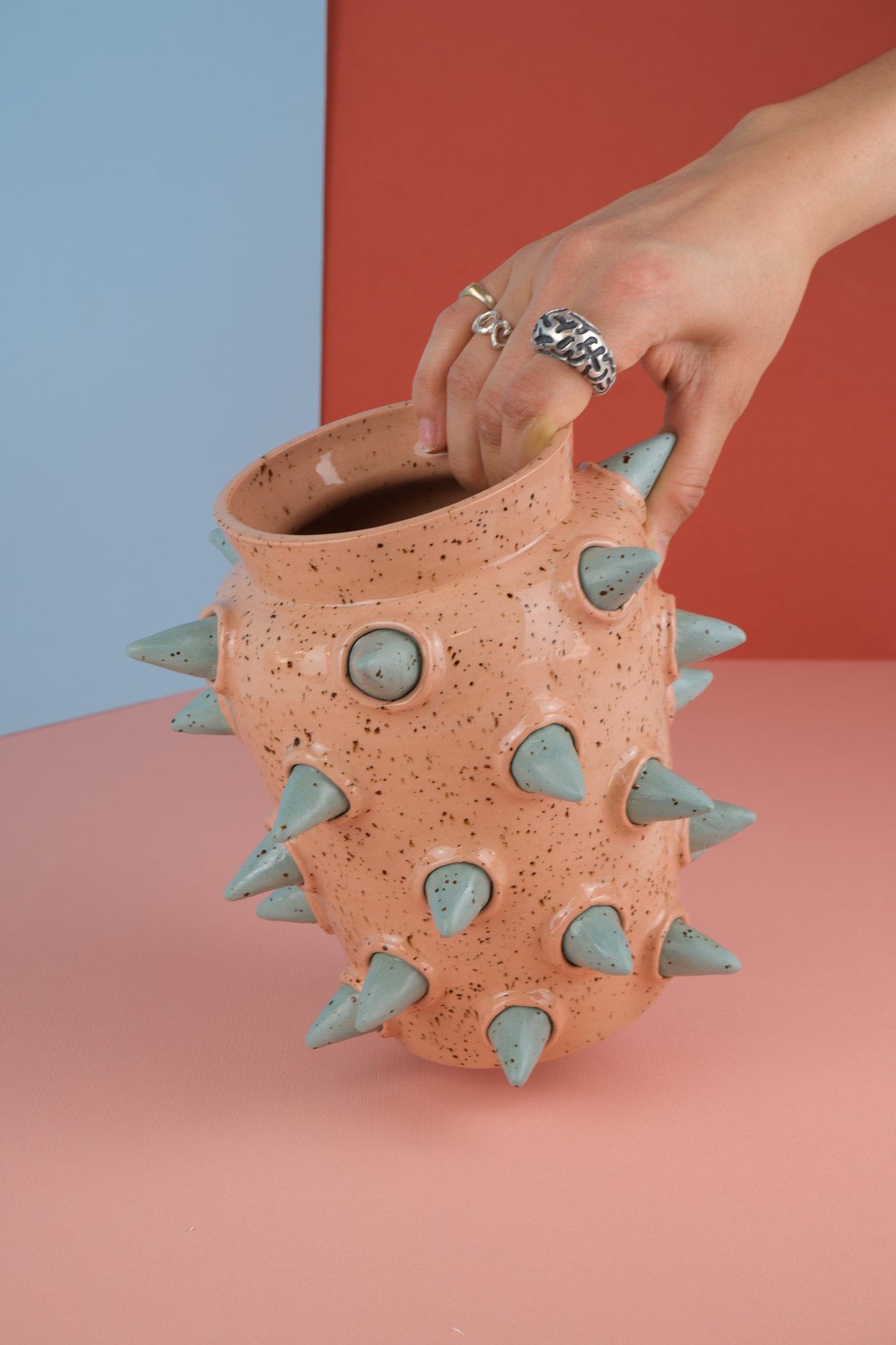 Spiked Vase -Pink