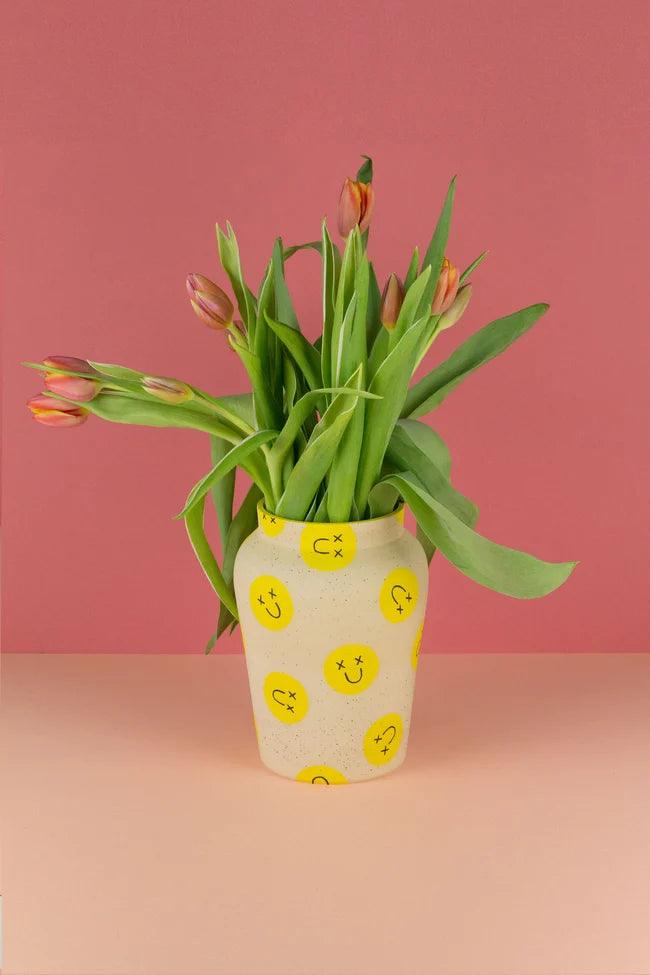 Smiley Vase - MINX Factory