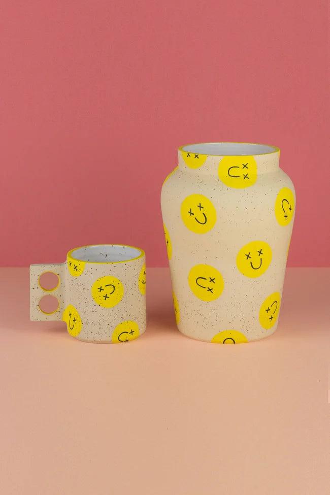 Smiley Vase - MINX Factory