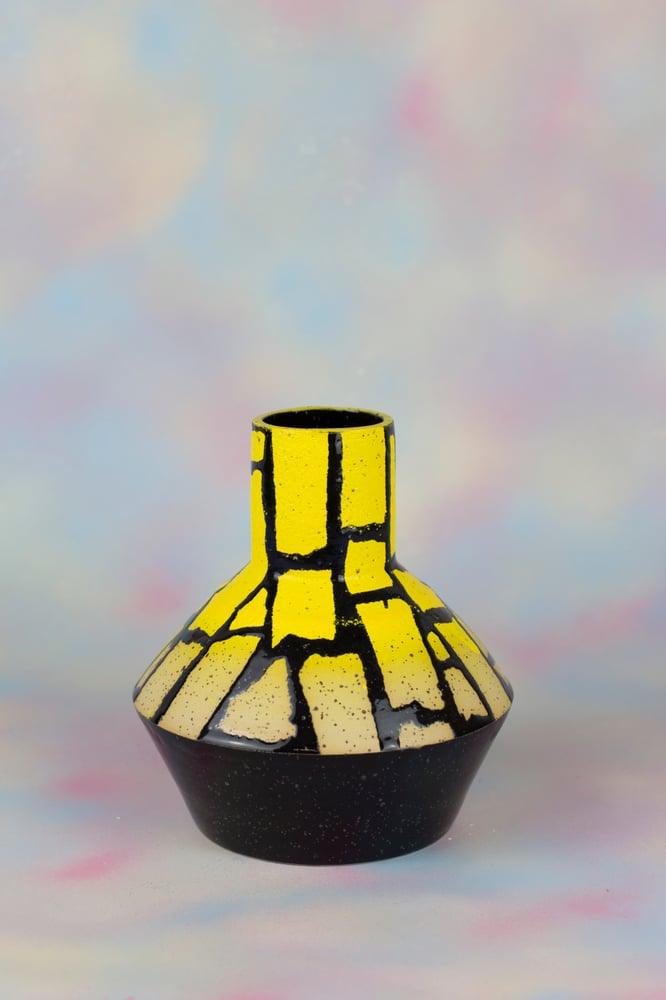Bee Vase - MINX Factory