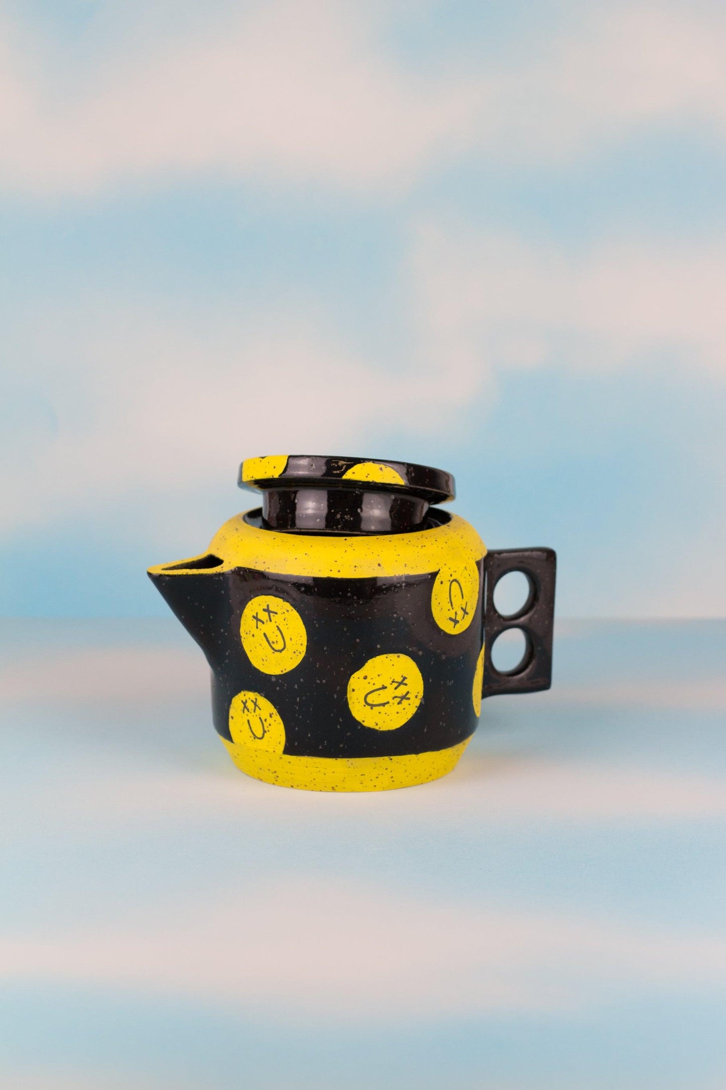 Black Smiley Ceramic Teapot - MINX Factory