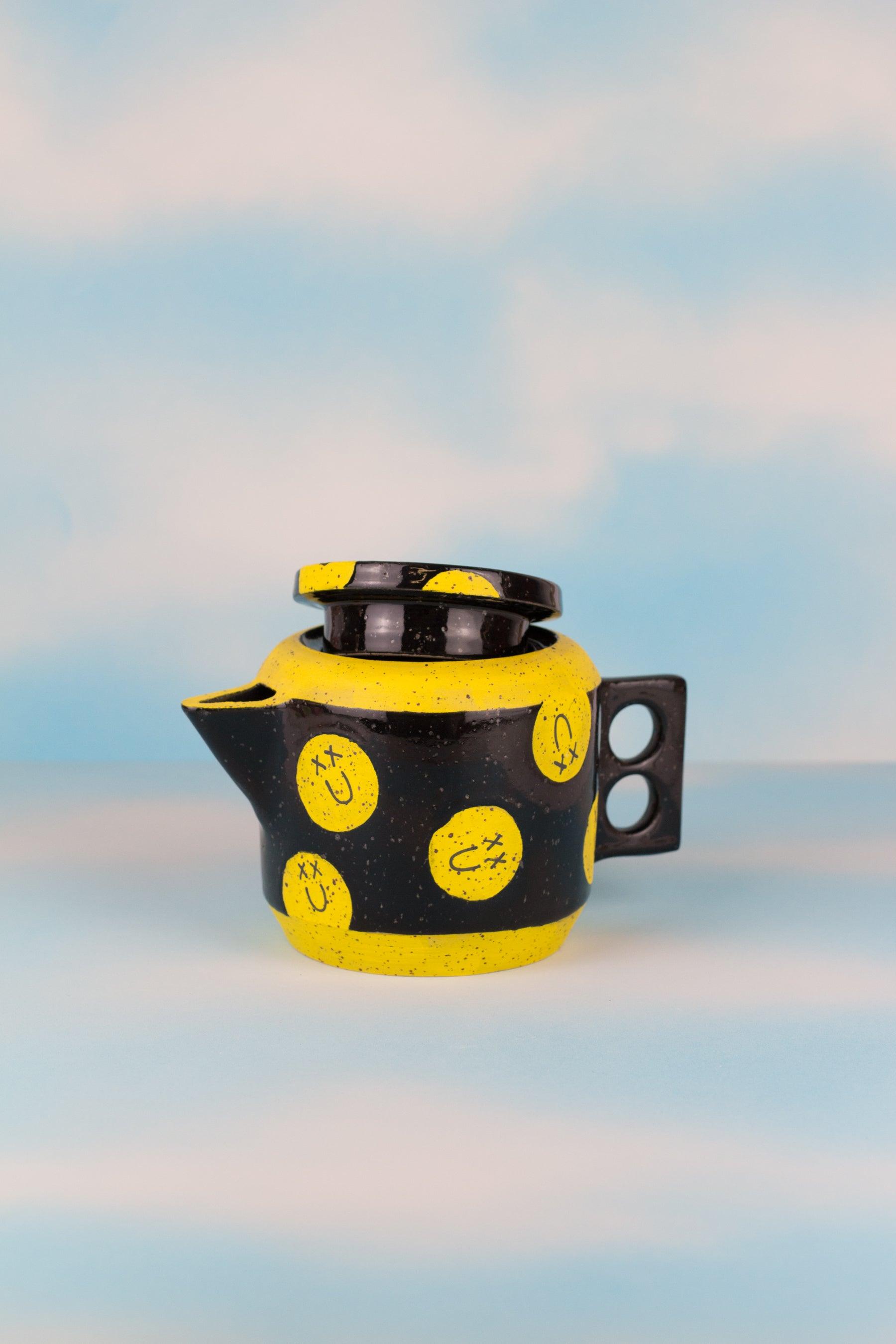 Black Smiley Ceramic Teapot - MINX Factory