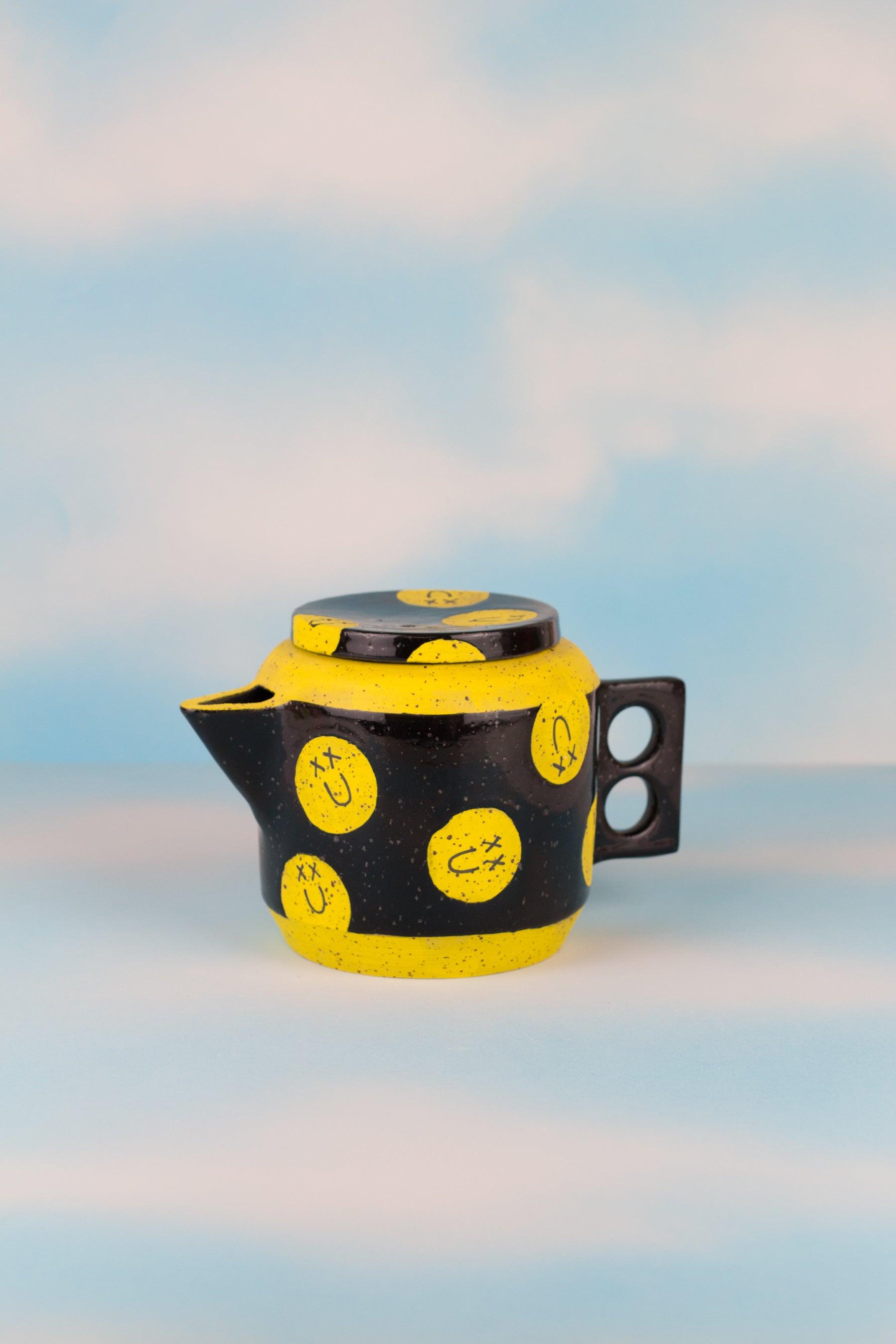 Black Smiley Ceramic Teapot - MINX Factory