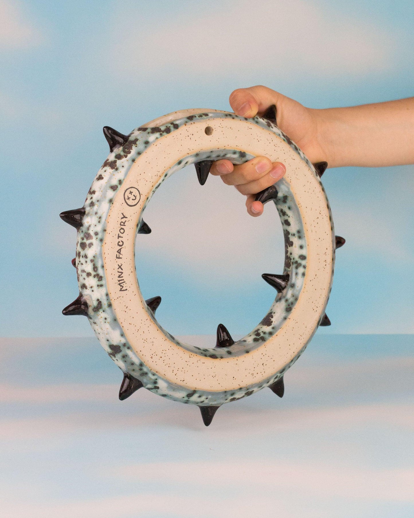 Spikes Wall Flower Vase - MINX Factory