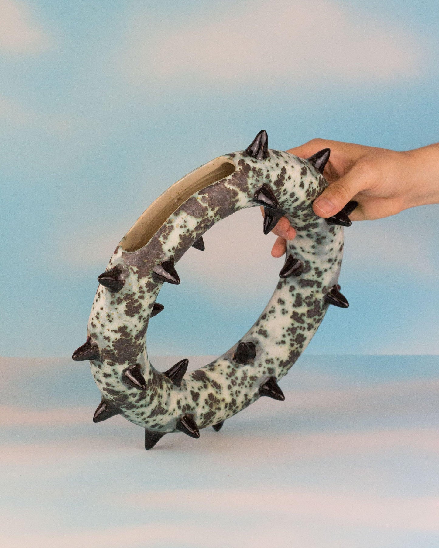 Spikes Wall Flower Vase - MINX Factory