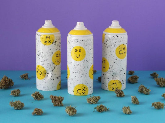 PRE- ORDER / Smiley Pipe Spray can - MINX Factory
