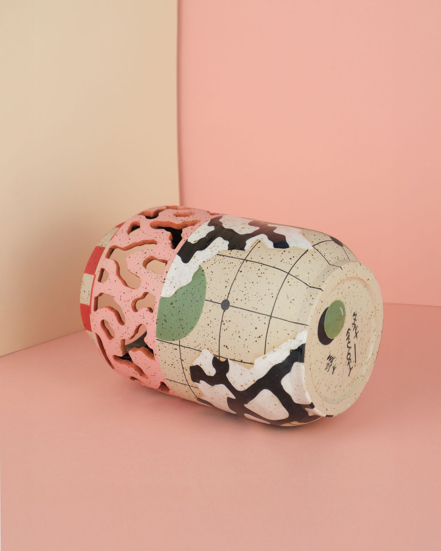 Pattern Study Vase n.1