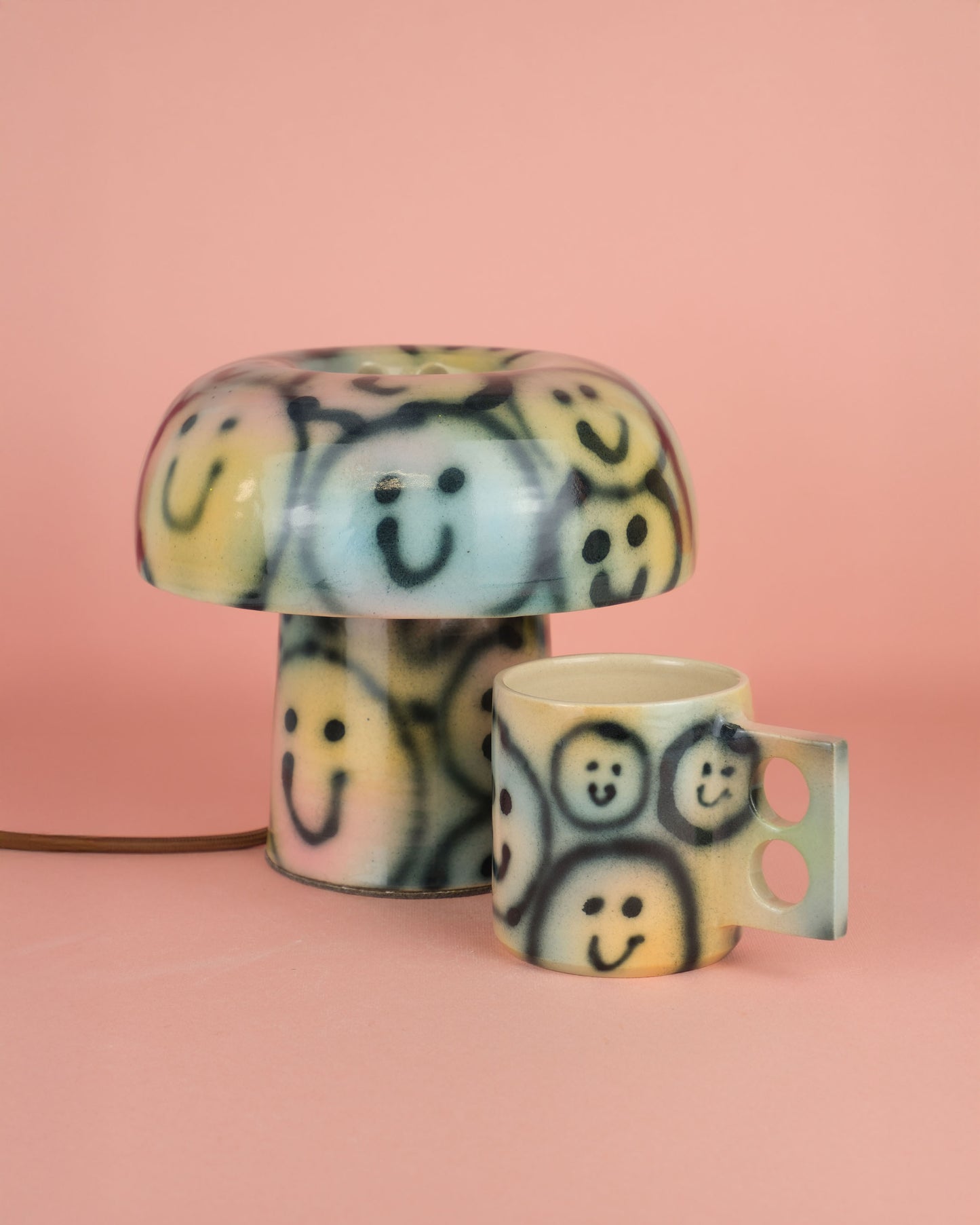 PRE_ORDER - Smiley Mushroom Lamp