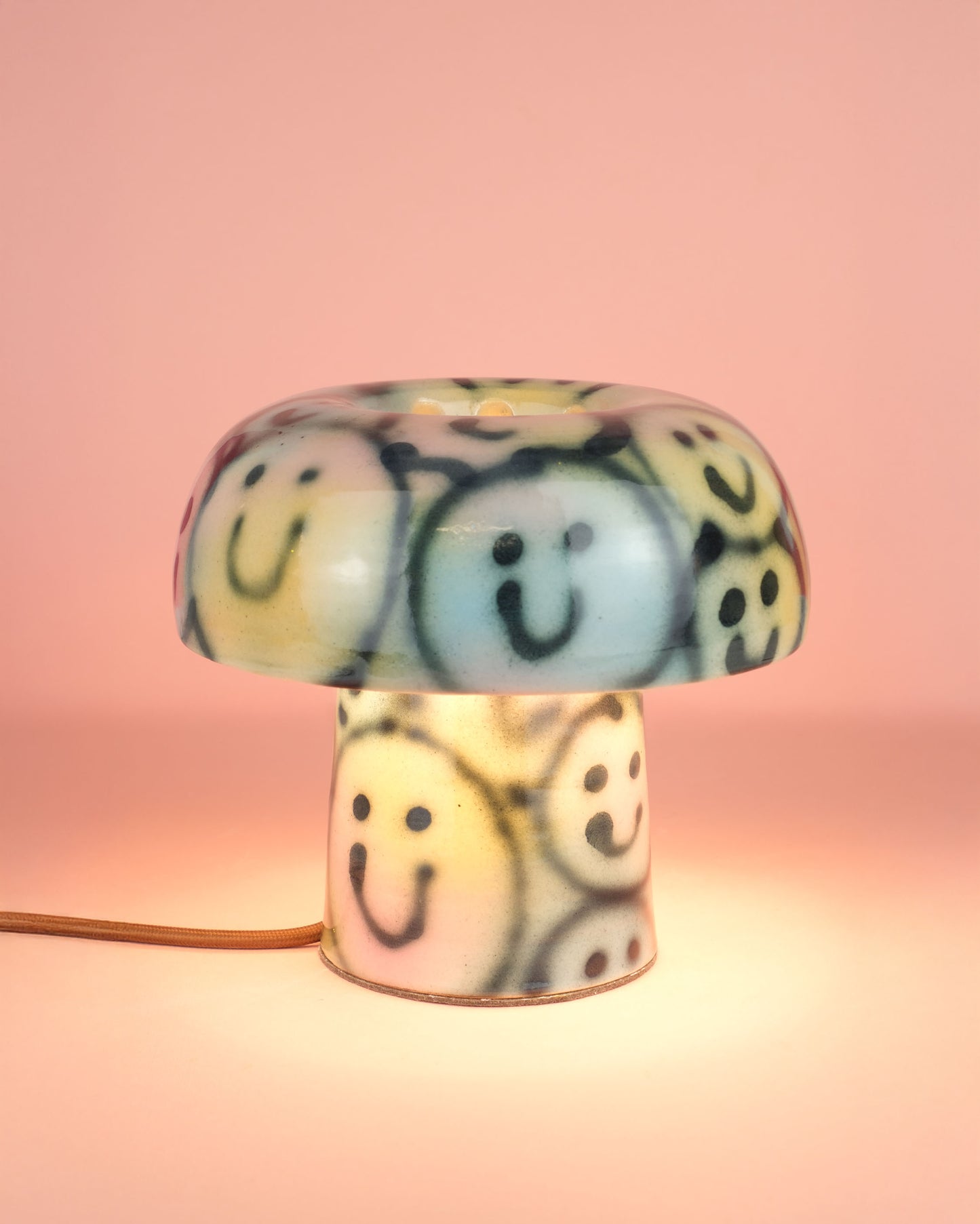 PRE_ORDER - Smiley Mushroom Lamp